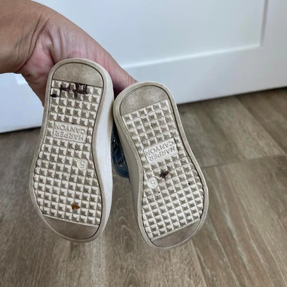 Harper Canyon Silver Glitter Bunny Mary Jane Shoes Toddler Size 5